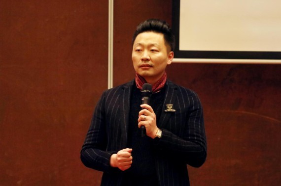 “聚勢(shì)明道 賦能共生—2019年深圳原創(chuàng)設(shè)計(jì)發(fā)展趨勢(shì)高峰論壇”成功舉辦