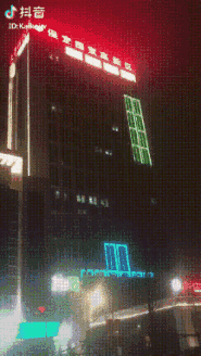 2.8.gif